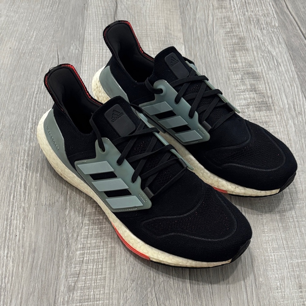 Adidas Ultraboost Sneakers